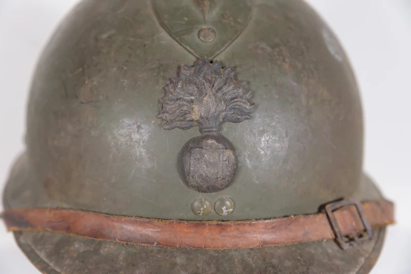 Adrian M.26 Französischer Helm aus dem 2. Weltkrieg