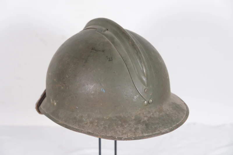 Adrian M.26 Französischer Helm aus dem 2. Weltkrieg