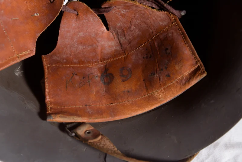 Schwedischer Helm M.1926