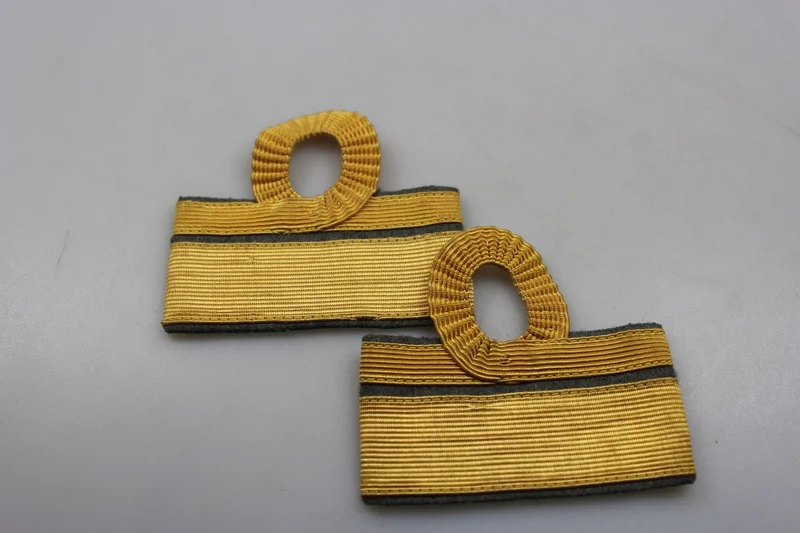 Zwei Majors der REI-Militärs aus dem Zweiten Weltkrieg