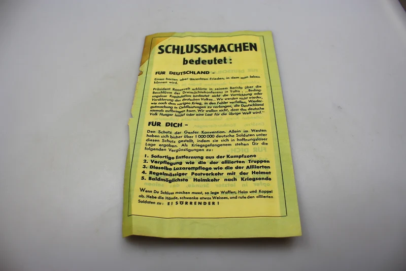 Propaganda-Flugblatt der Alliierten im Zweiten Weltkrieg