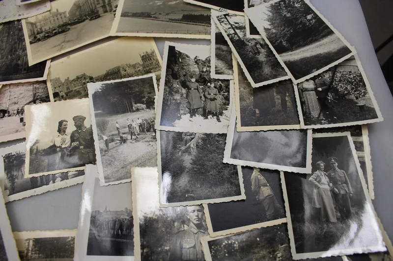 Foto Nr. 50 eines einzelnen Soldaten der Wehrmacht im Zweiten Weltkrieg
