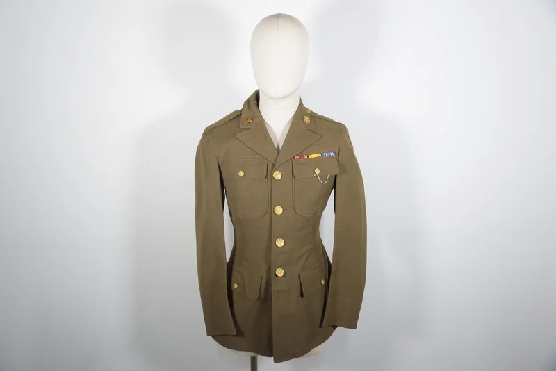 US-Army-Dienstjacke aus dem Zweiten Weltkrieg