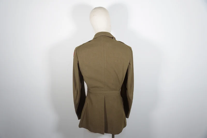 US-Army-Dienstjacke aus dem Zweiten Weltkrieg