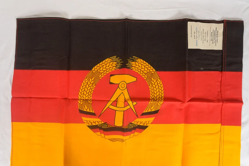 DDR-Flagge, Deutsche Demokratische Republik (10/49 - 10/90)