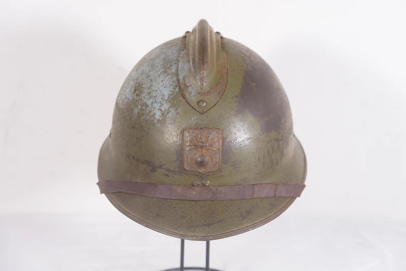 Adrian M.26 Französischer DP-Helm aus dem Zweiten Weltkrieg