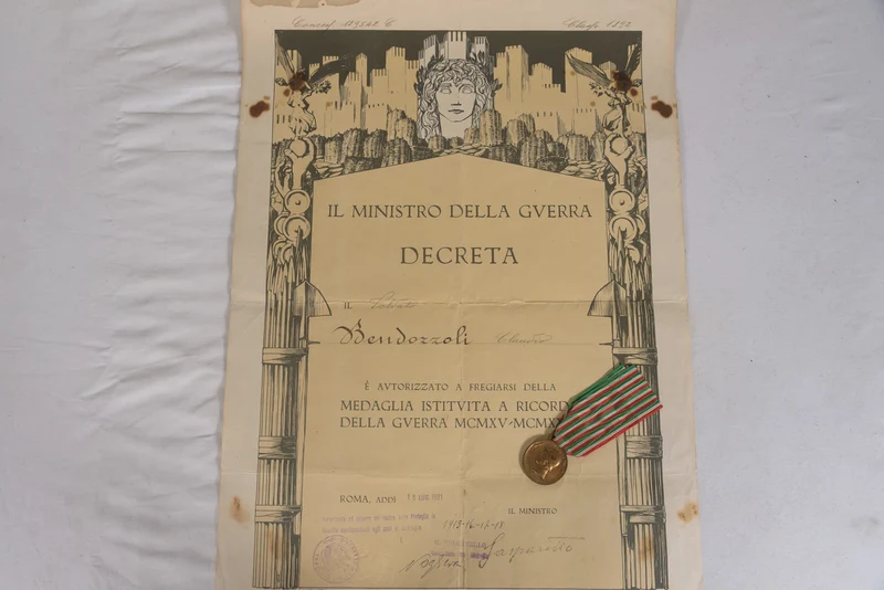 WW1 "Minted from Enemy Bronze" Medaille mit Zertifikat