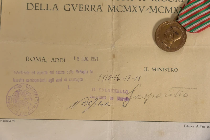 WW1 "Minted from Enemy Bronze" Medaille mit Zertifikat