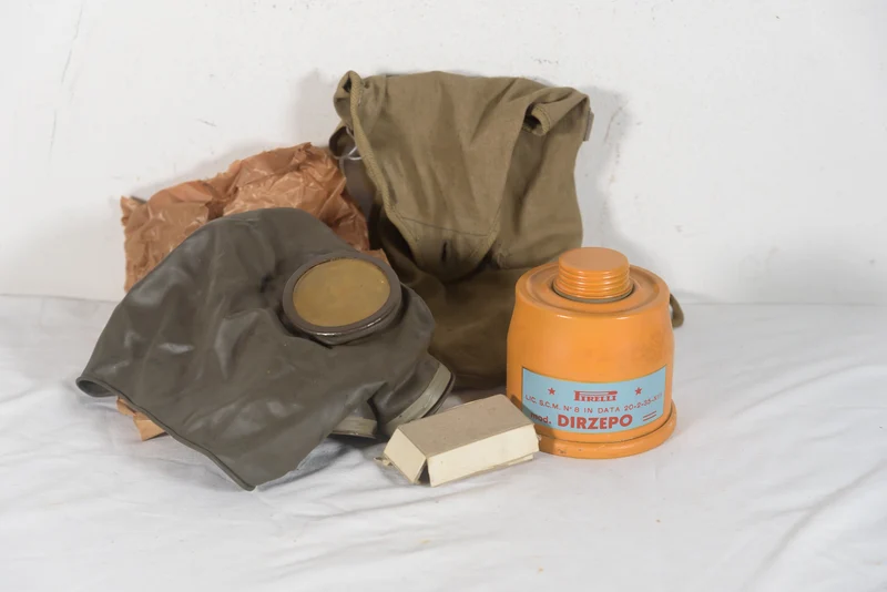 Pirelli-Gasmaske – Schutzraum aus den 40er Jahren