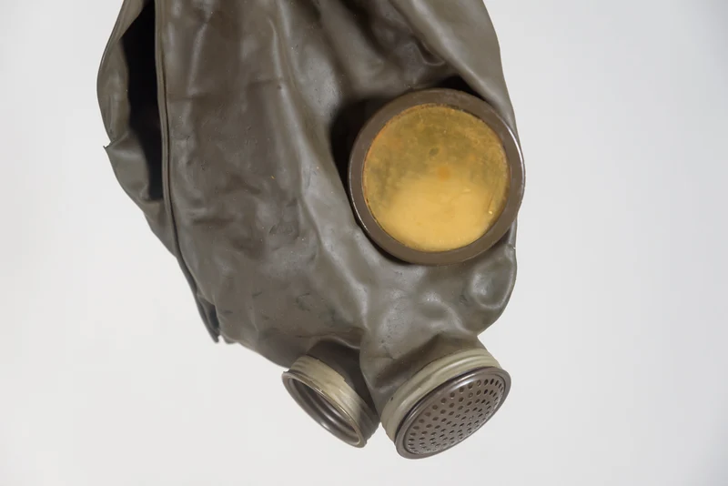 Pirelli-Gasmaske – Schutzraum aus den 40er Jahren