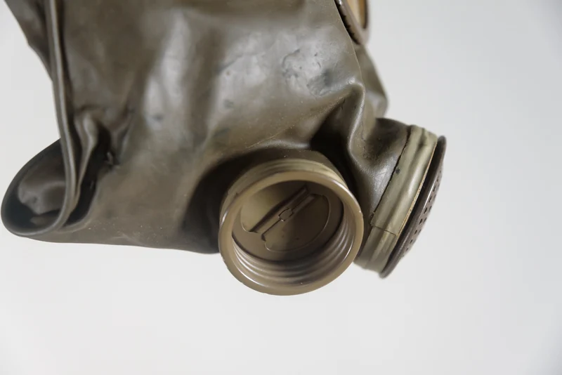 Pirelli-Gasmaske – Schutzraum aus den 40er Jahren