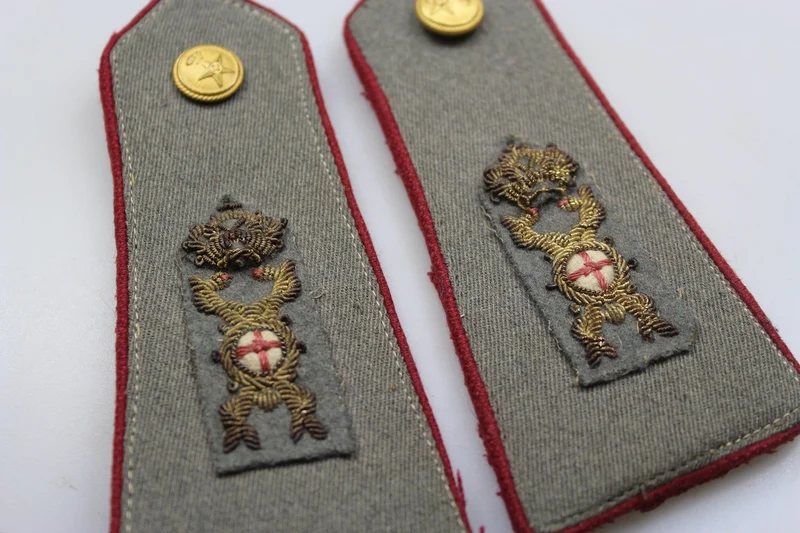 Paar REI M.34 Apotheker-Offiziersschulterpolster