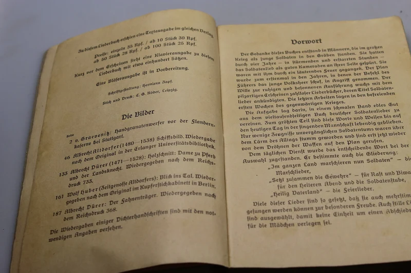 „Morgen marschieren Wir“ – Liederbuch der deutschen Soldaten