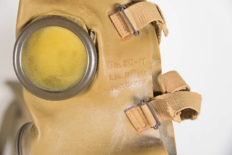 Gasmaske P.35 Größe II - REI WW 2