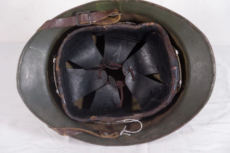 Adrian M.26 Französischer Pionierhelm aus dem Zweiten Weltkrieg