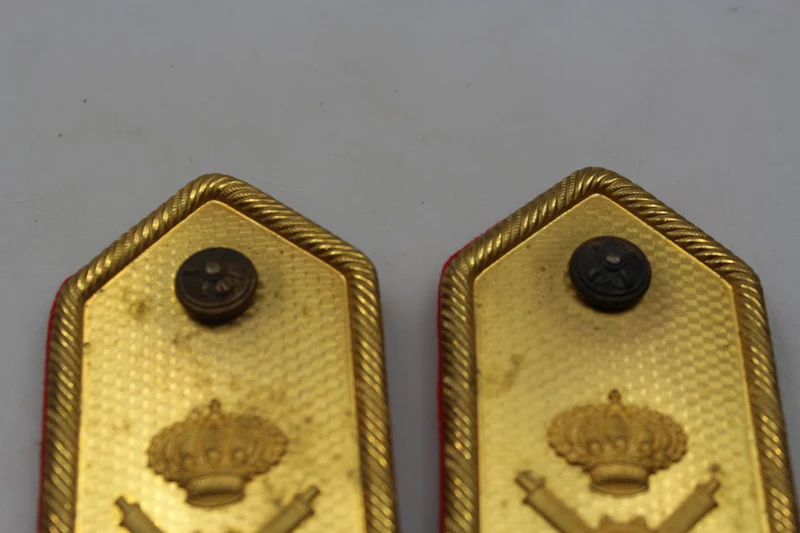 M.34-Schulterpolster mit WW2-Goldplatte