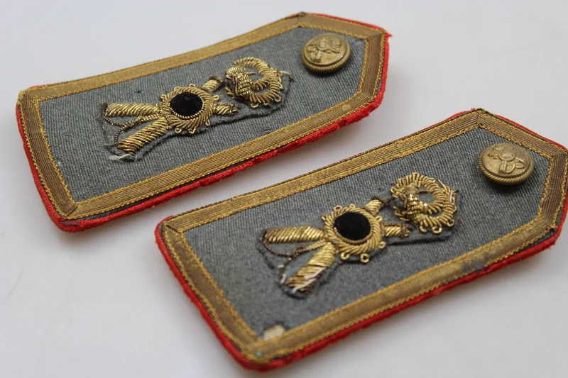 Paar Schulterpolster M.34 Superior Officer REI WW2