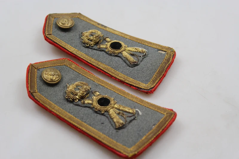 Paar Schulterpolster M.34 Superior Officer REI WW2