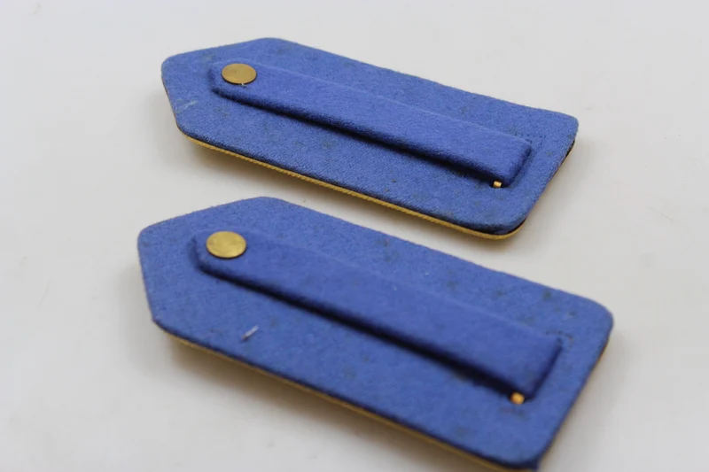 M.34-Schulterpolster mit WW2-Goldplatte