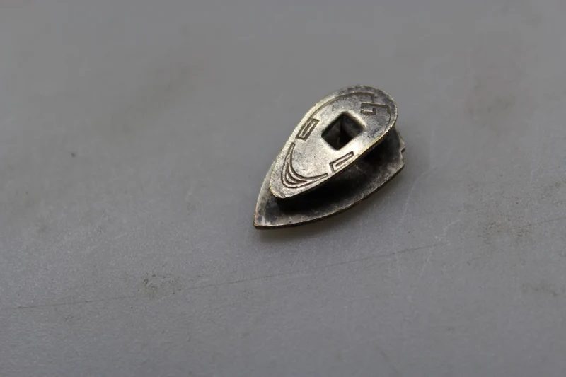 Pin National Association of Mutilated and War Invalid