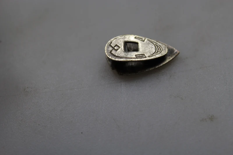 Pin National Association of Mutilated and War Invalid