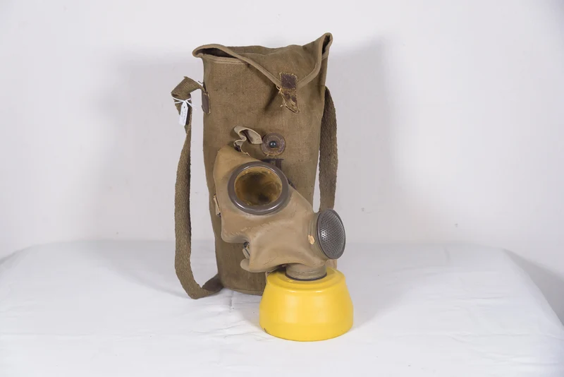 PC-40 Gasmaske aus dem 2. Weltkrieg