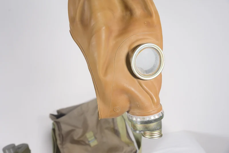 Gasmaske des Warschauer Pakts aus den 80er Jahren
