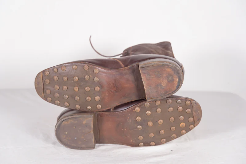 Französische Truppenstiefel aus dem 2. Weltkrieg
