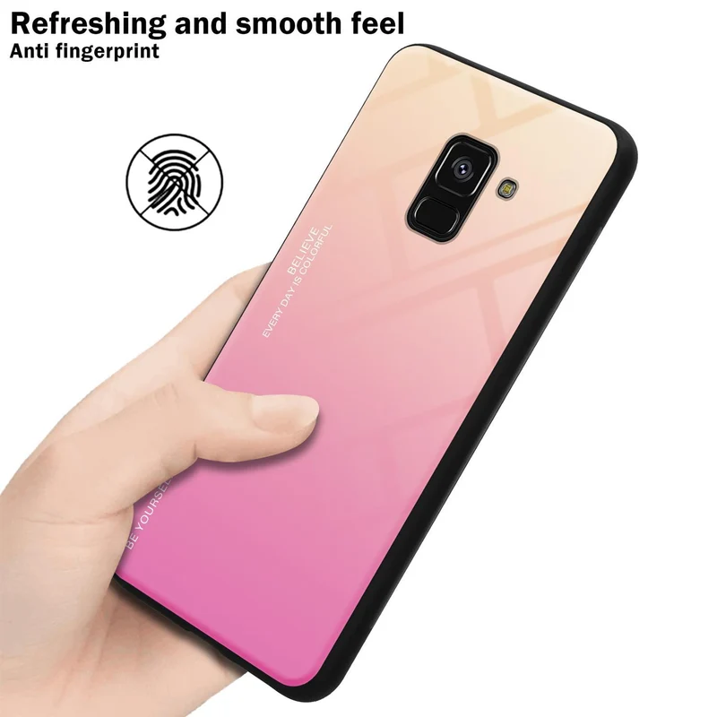 Cadorabo Hülle kompatibel mit Samsung Galaxy A8 2018 Zweifarbige Schutzhülle aus Tempered Glas und TPU Silikon