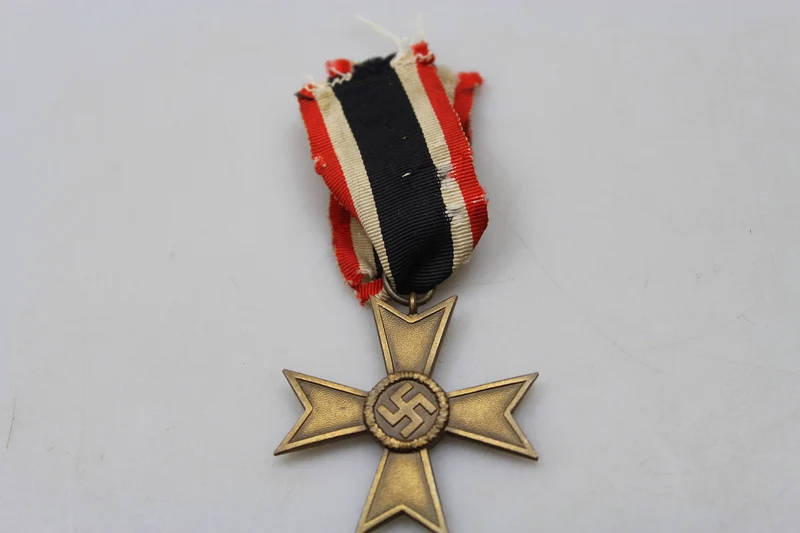 Verdienstkreuz ohne Schwerter II. Klasse
