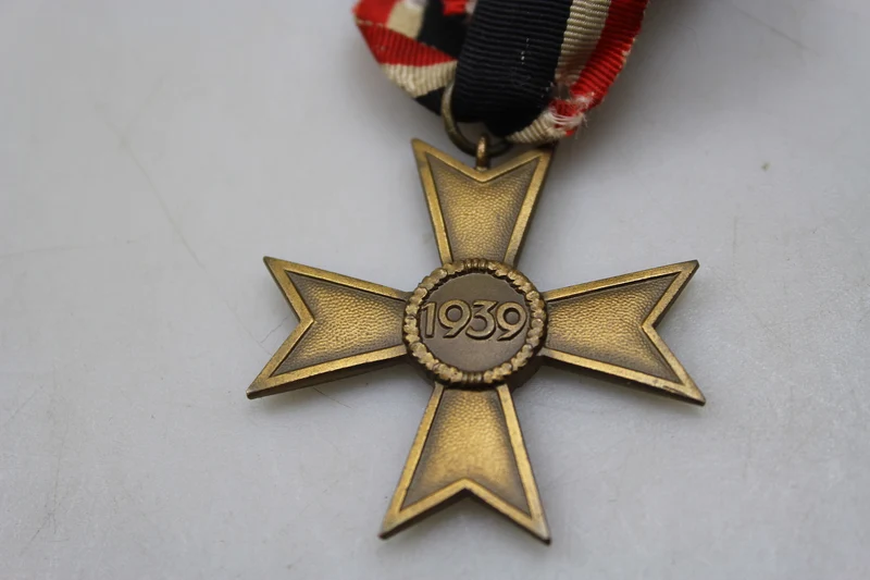 Verdienstkreuz ohne Schwerter II. Klasse