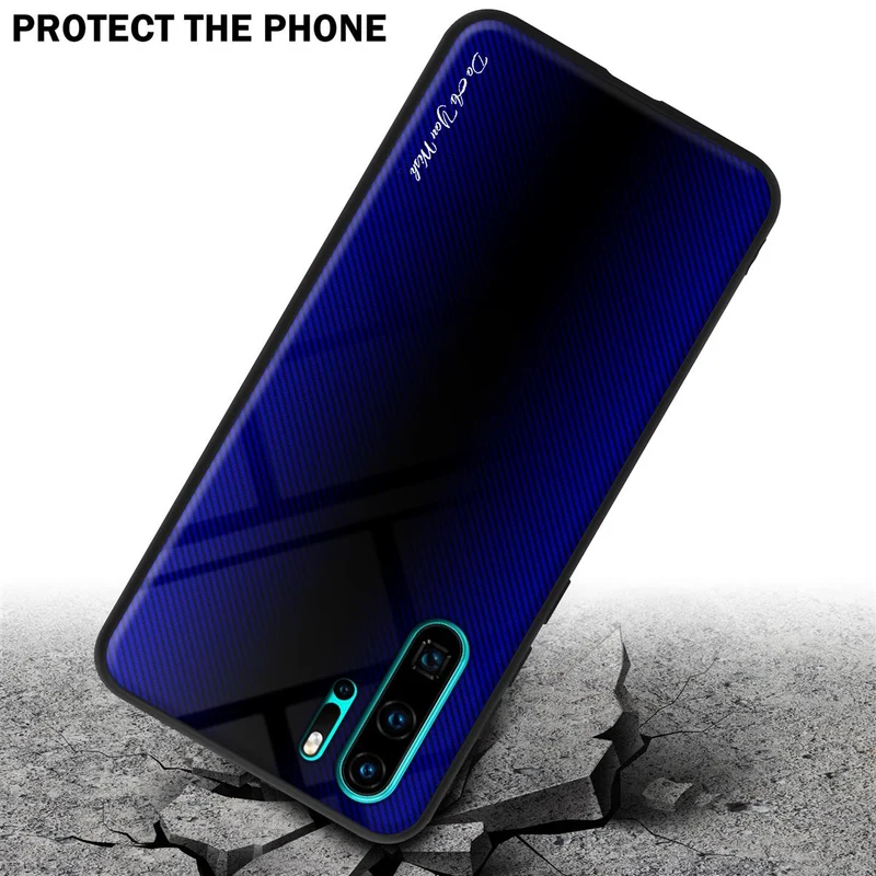 Cadorabo Hülle kompatibel mit Huawei P30 PRO - Streifen Optik Schutzhülle aus Tempered Glas und TPU Silikon