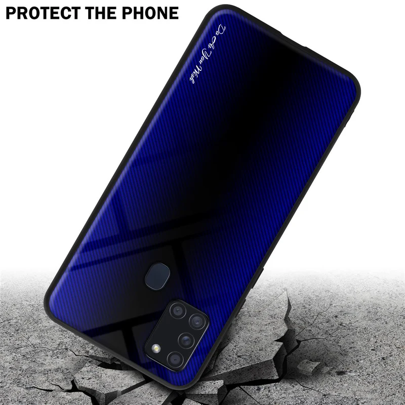 Cadorabo Hülle kompatibel mit Samsung Galaxy A21s - Streifen Optik Schutzhülle aus Tempered Glas und TPU Silikon