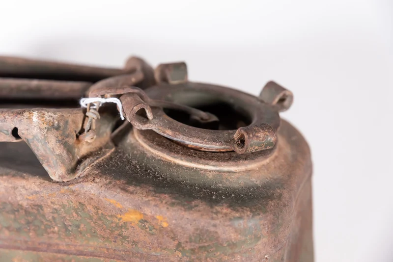 Benzinkanister der US-Armee aus dem 2. Weltkrieg