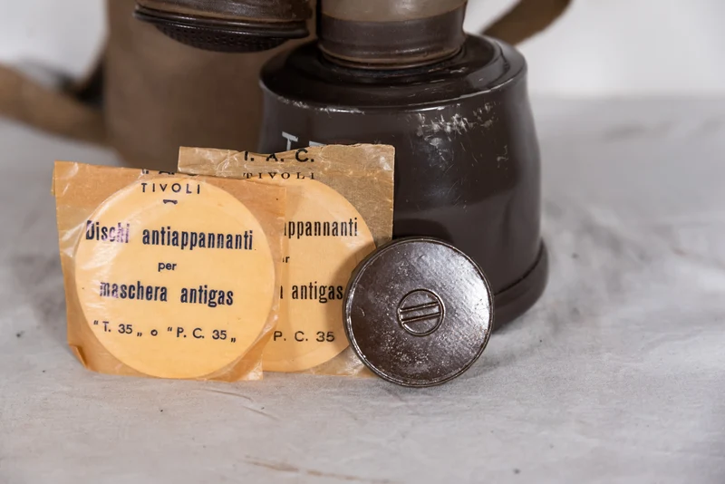 PC-35 Gasmaske aus dem 2. Weltkrieg