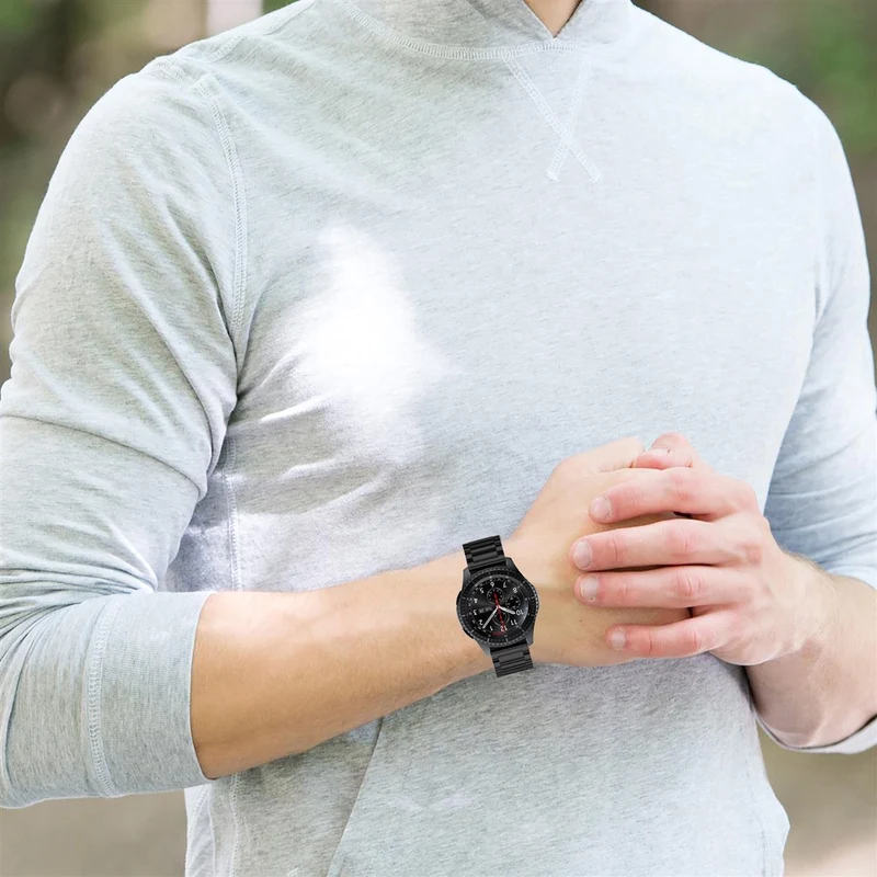 Cadorabo Edelstahl Armband 22mm kompatibel mit Samsung Galaxy Gear S3 / Gear 2 Ersatzarmband für Huawei Watch GT für Watch 2 Pro für Ticwatch Pro für Pepple Time für Amazfit Pace uvm