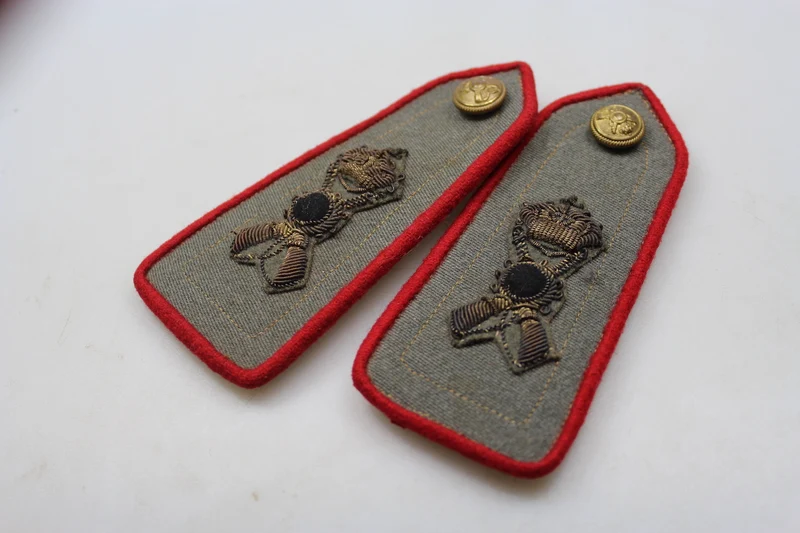 Paar Schulterpolster M.34 Officer REI WW2
