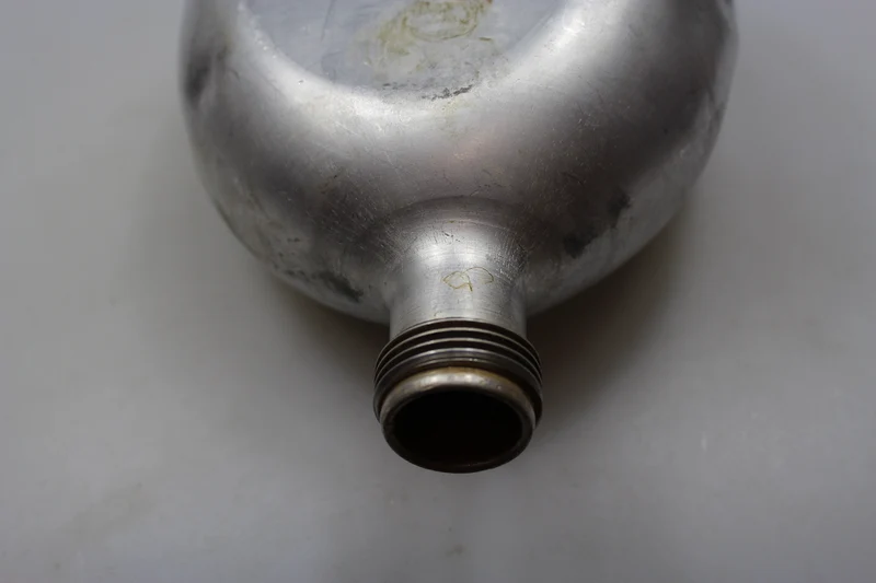 Aluminiumflasche aus dem 2. Weltkrieg