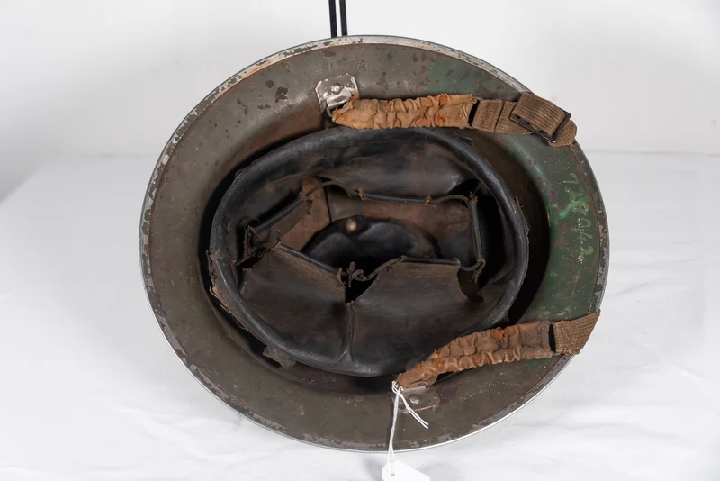 Englischer Mk2-Helm aus dem 2. Weltkrieg
