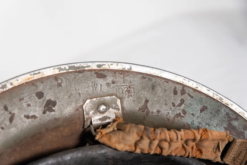 Englischer Mk2-Helm aus dem 2. Weltkrieg