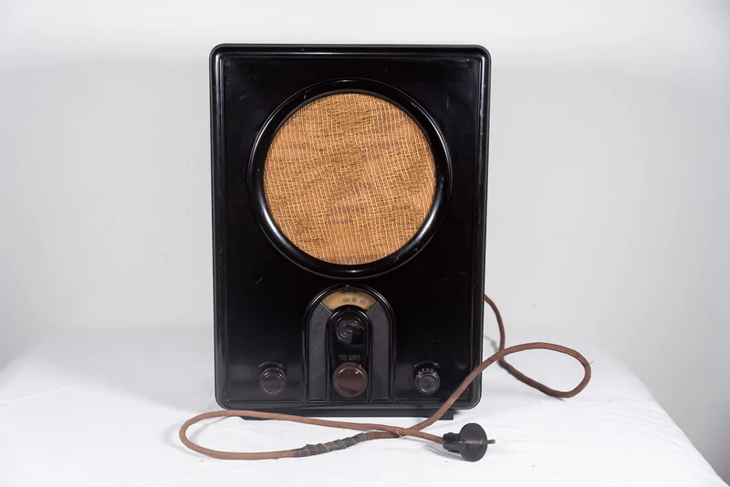 VE-301 Beliebtes Radio aus dem Zweiten Weltkrieg