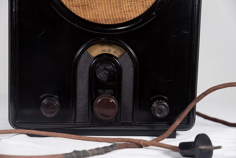 VE-301 Beliebtes Radio aus dem Zweiten Weltkrieg