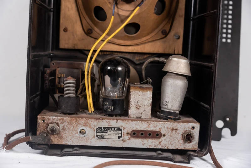 VE-301 Beliebtes Radio aus dem Zweiten Weltkrieg