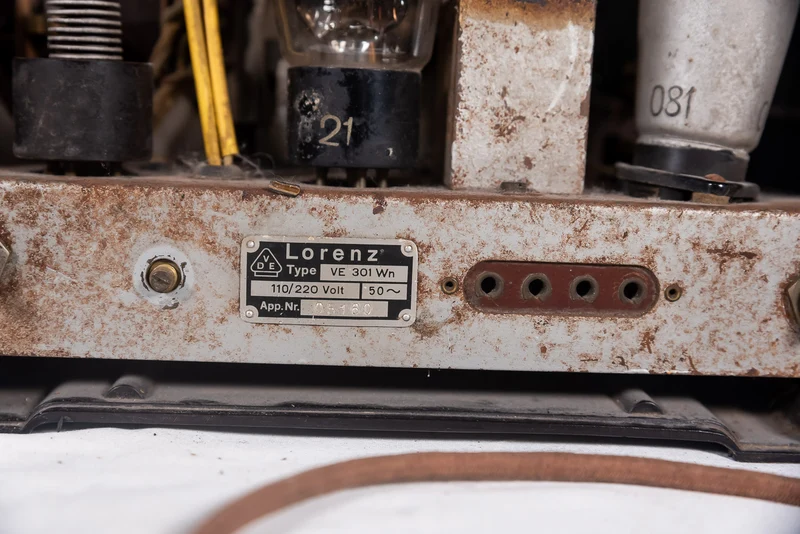 VE-301 Beliebtes Radio aus dem Zweiten Weltkrieg