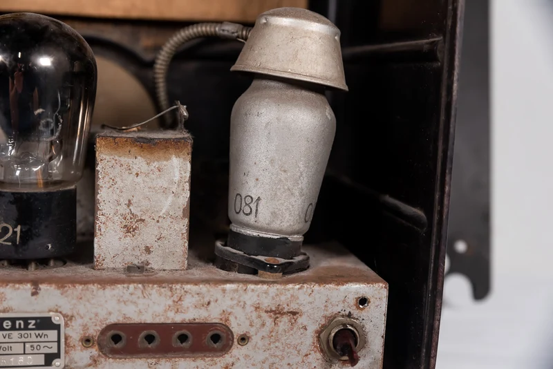 VE-301 Beliebtes Radio aus dem Zweiten Weltkrieg