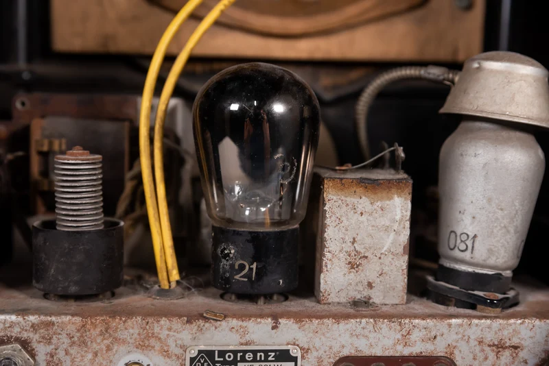 VE-301 Beliebtes Radio aus dem Zweiten Weltkrieg