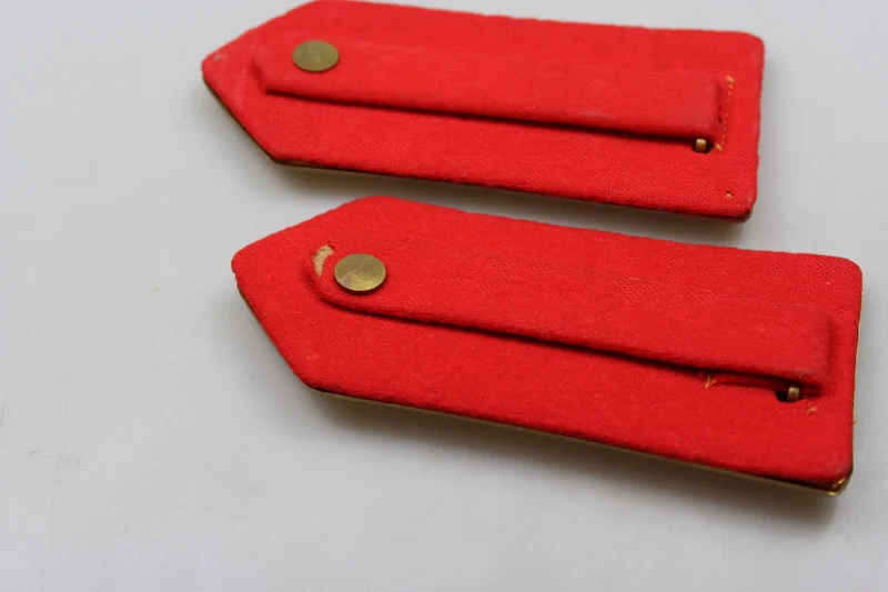 M.34-Schulterpolster mit WW2-Goldplatte