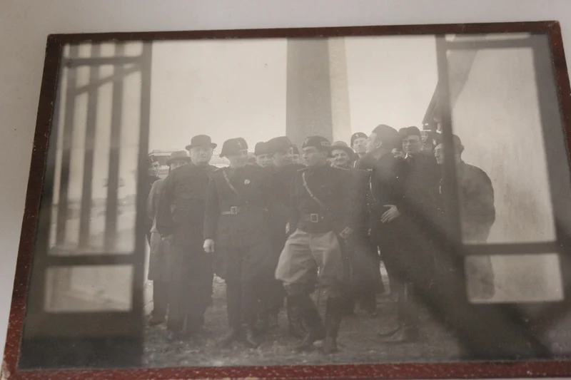 PNF-Foto im Rahmen