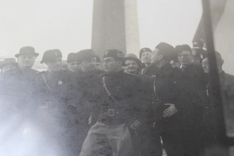 PNF-Foto im Rahmen