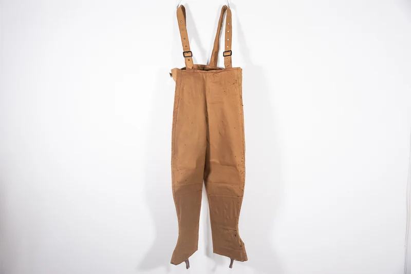 Spezifische britische Bikerhosen/Overalls aus dem 2. Weltkrieg